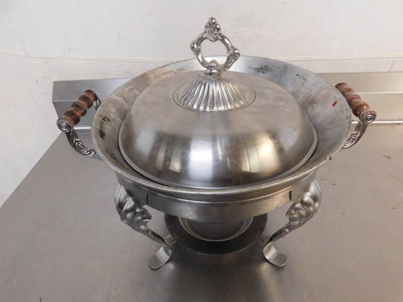 lot 2112 image: Round Stainless Steel Chafer
