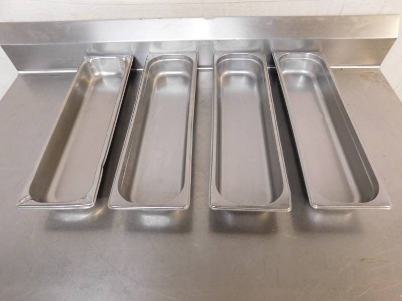 lot 2124 image: 4 Long � x 2 � Inch Pans