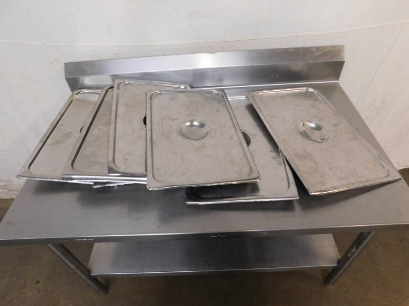 lot 2126 image: 9 Fullsize Pan Lids