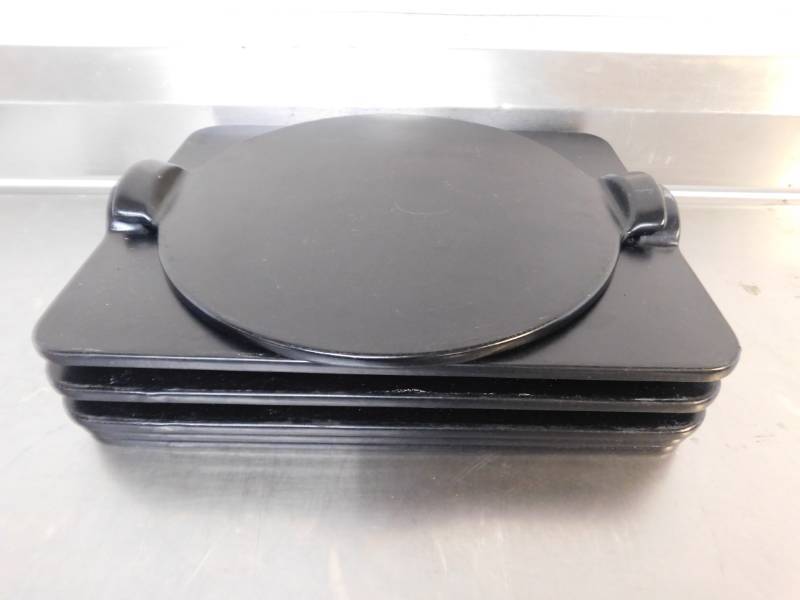 lot 2138 image: BBQ Ceramic Plates