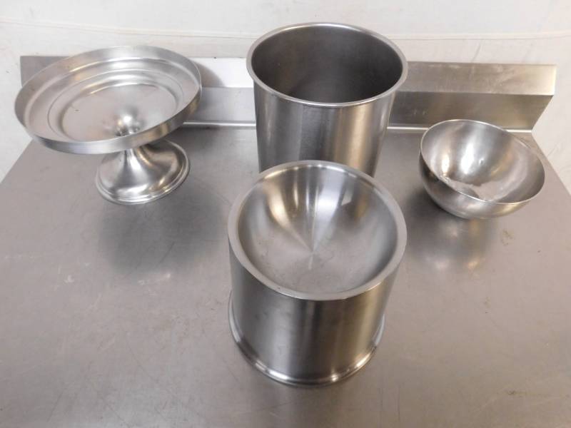 lot 2150 image: Stainless Steel Bowls and Display