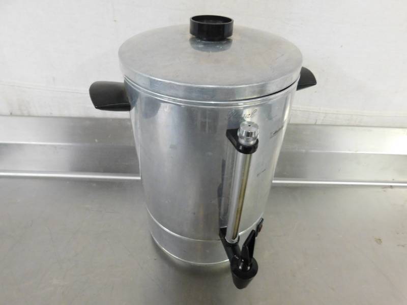 lot 2077B image: Regal Perculator