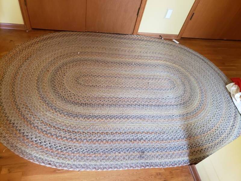 lot 1815 image: Vintage Oval Braided Area Rug