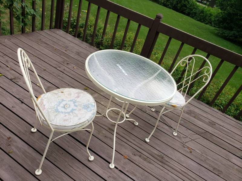 lot 1840 image: Round Wrought Iron Glass Top Table with 2 Matching Chairs