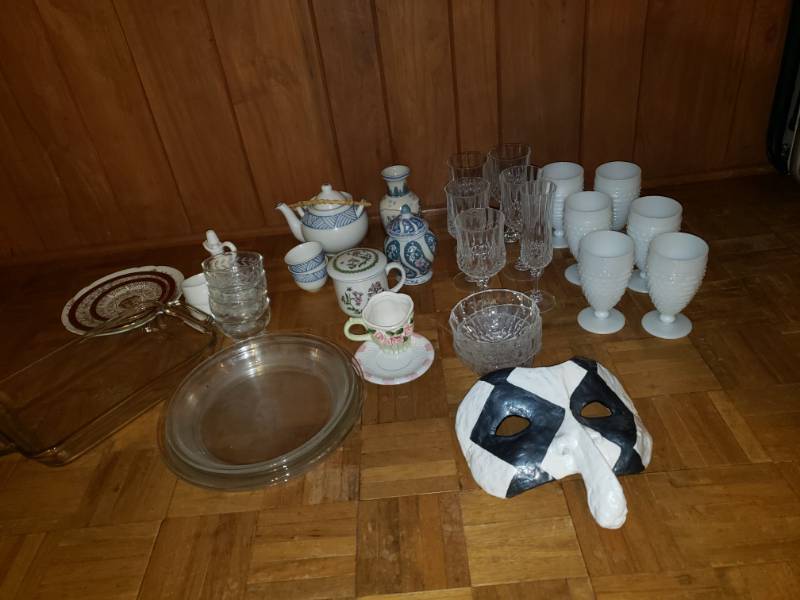 lot 1884 image: Lot of Dishes and Paper Mache Mask