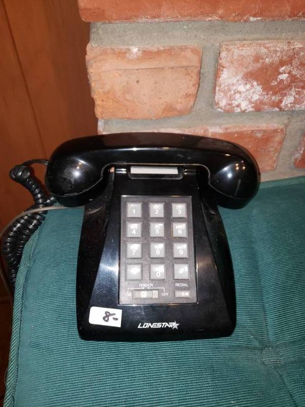 lot 1895 image: Lonestar Telephone