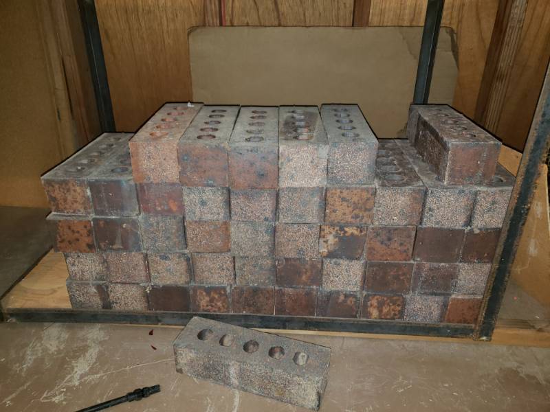 lot 1915 image: 15 Bricks for $10