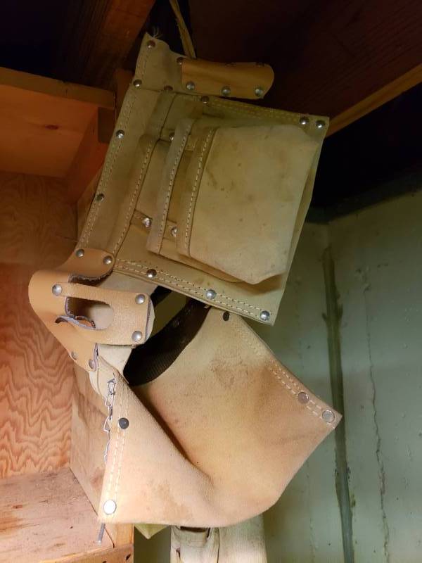 lot 1937 image: Carpenter Tool Bag