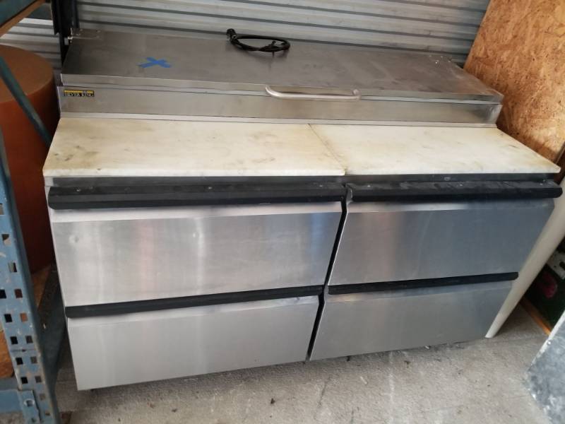 lot 2513 image: Silver King Refrigerated Make Table