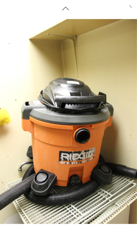 lot 1804 image: Ridgid Wet  Dry Vac