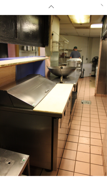 lot 1773 image: True Model TSSU-48-12 Refrigerated Prep Table with Cutting Board