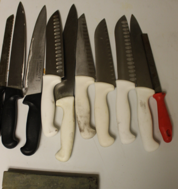 lot 1812 image: Lot of Knives and Sharpening Stick