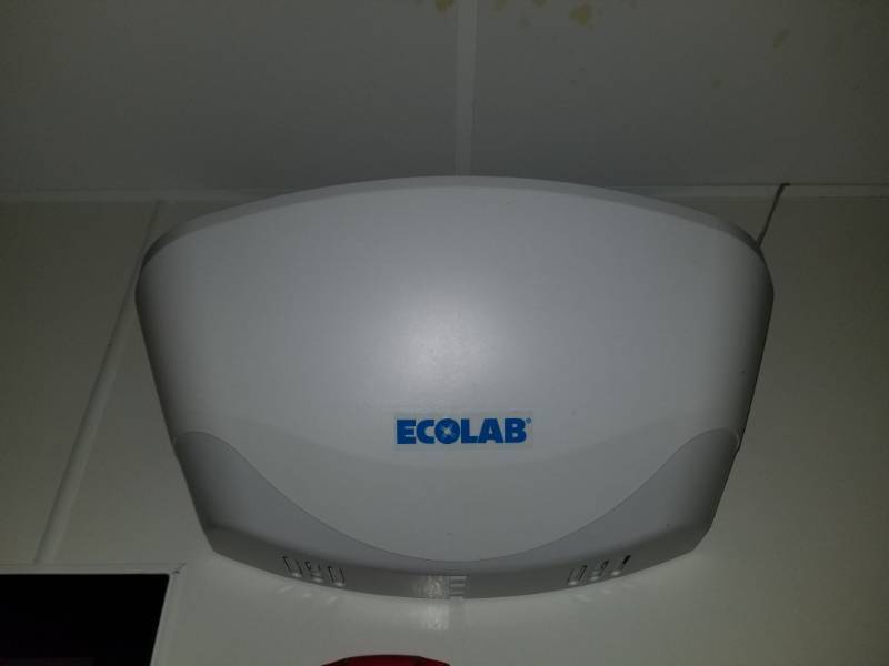 lot 2599 image: Ecolab Bug Light