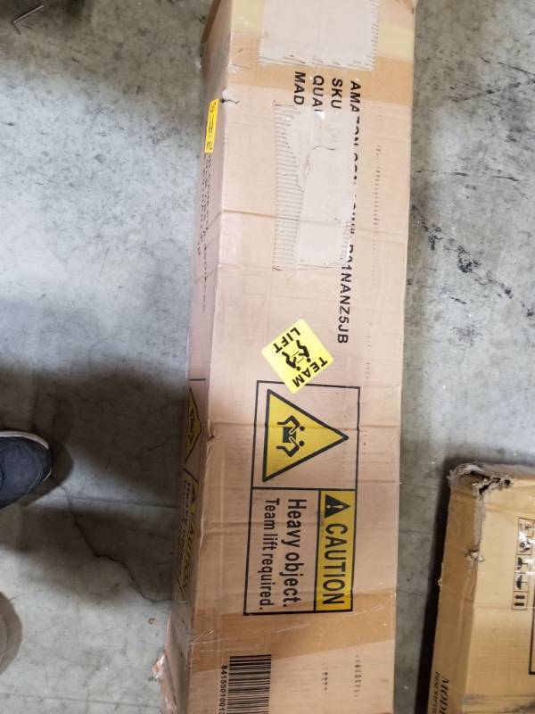 lot 3761 image: Zinus 7 Inch Smart Box Spring  Mattress Foundation  Strong Steel Structure 