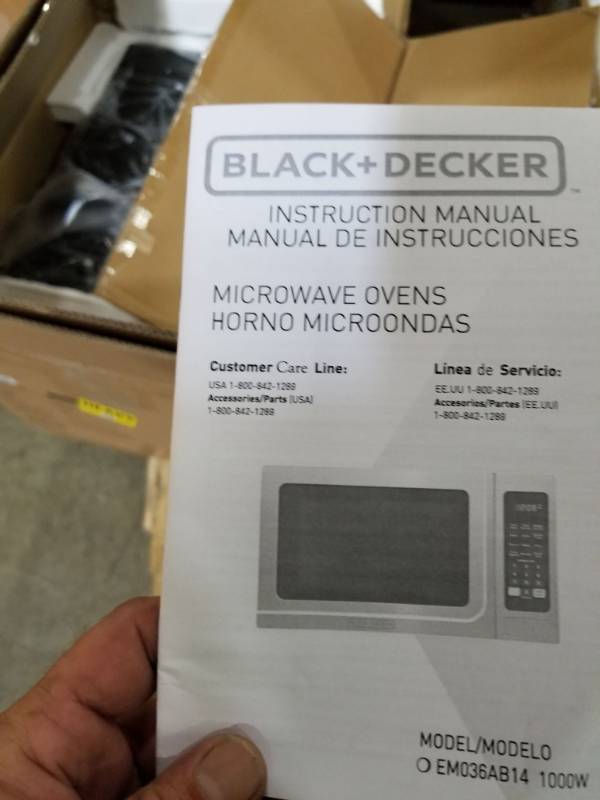 lot 3777 image: Digital Countertop Microwave Oven Push-button Door 1000w Stainless Steel 1.4 Cu