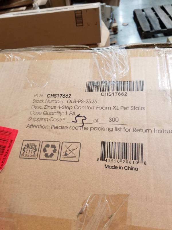 lot 9978 image: Zinus 4-step Comfort Pet Stairs X-large  Pet Ramp  Pet Ladder