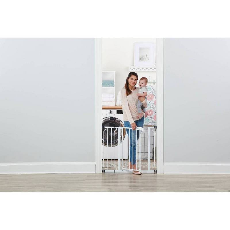 lot 3784 image: Regalo Easy Step Walk Thru Gate, White, Pressure Mount