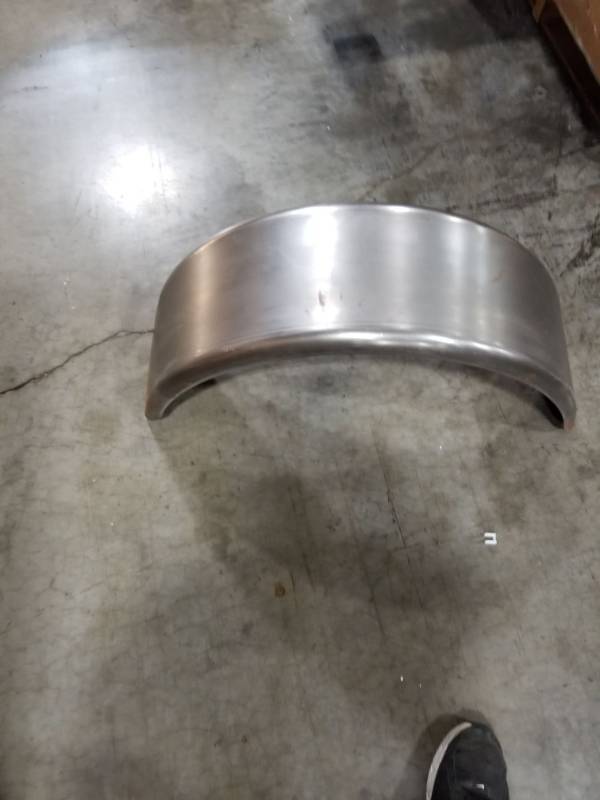 lot 3797 image: Tow Zone 49060 Single Round Steel Fender Fits Single 14 -15 in. Tires 31.50 x 10 x 13 in.