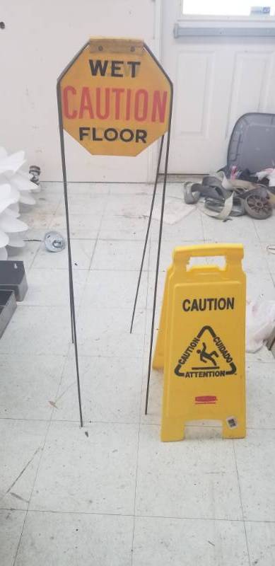 lot 2670 image: Caution Wet Floor Signage Lot 2
