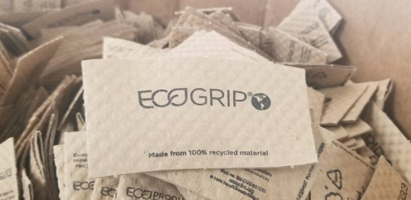 lot 2674 image: EcoGrip Recycled Cardboard Coffee Cup Grips Case Lot