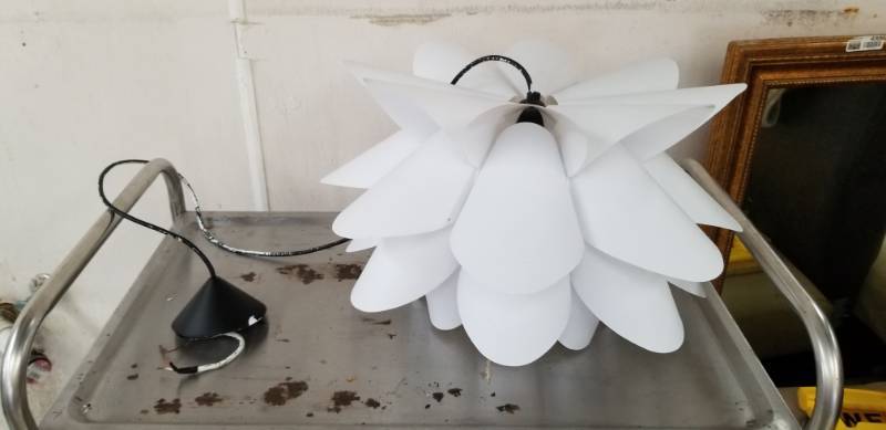 lot 2694 image: Flower Shaped Light Fixture