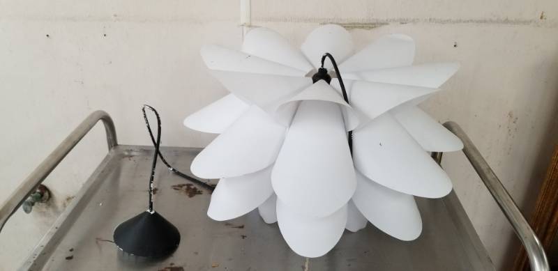 lot 2695 image: Flower Shaped Light Fixture