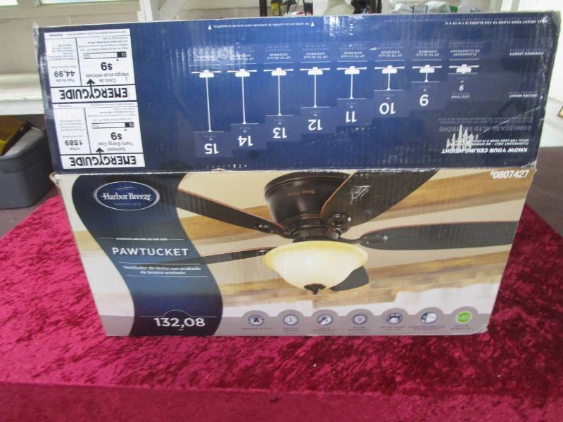 lot 1848 image: Harbor Breeze Pawtucket Ceiling Fan Kit