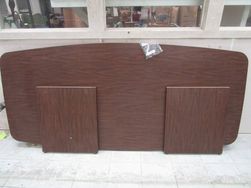 lot 1888 image: Table Top Parts
