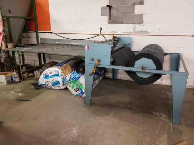 lot 2645 image: Insulation Cutting Machine
