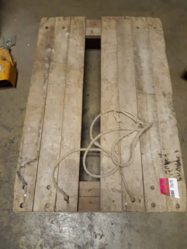lot 2678 image: 4 Wheel Dolly