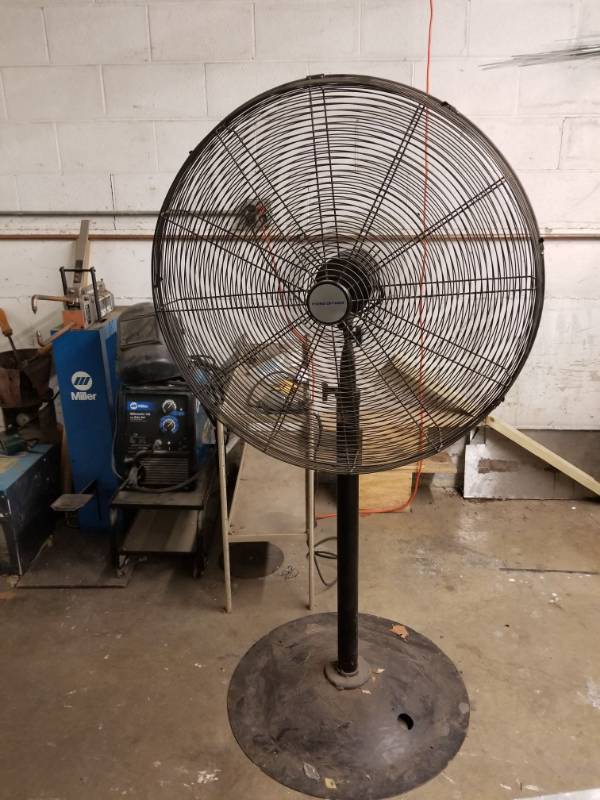 lot 2683 image: King Of Fans HVP-30E