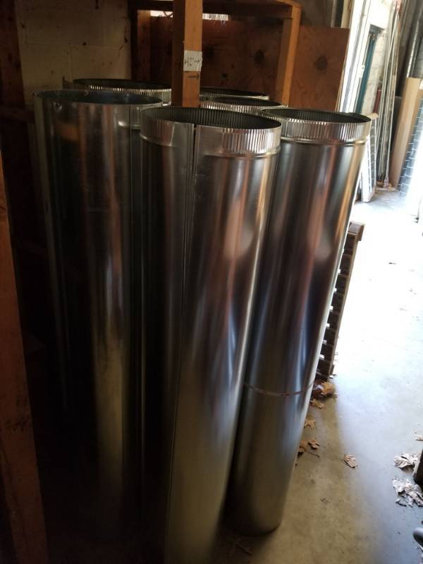 lot 2748 image: 12in Straight Duct Pipe
