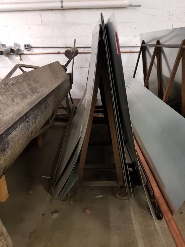 lot 2764 image: 7ft Metal A Frame Rolling Cart