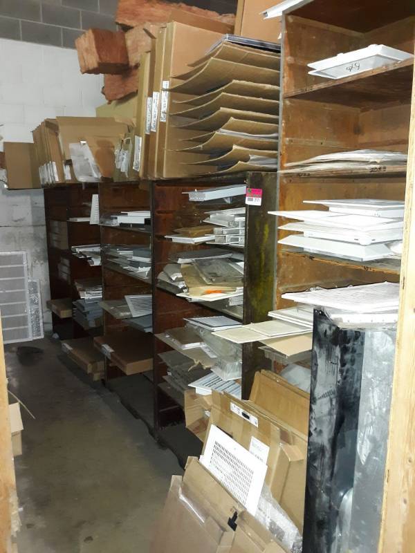 lot 2771 image: Assorted Vents and Covers