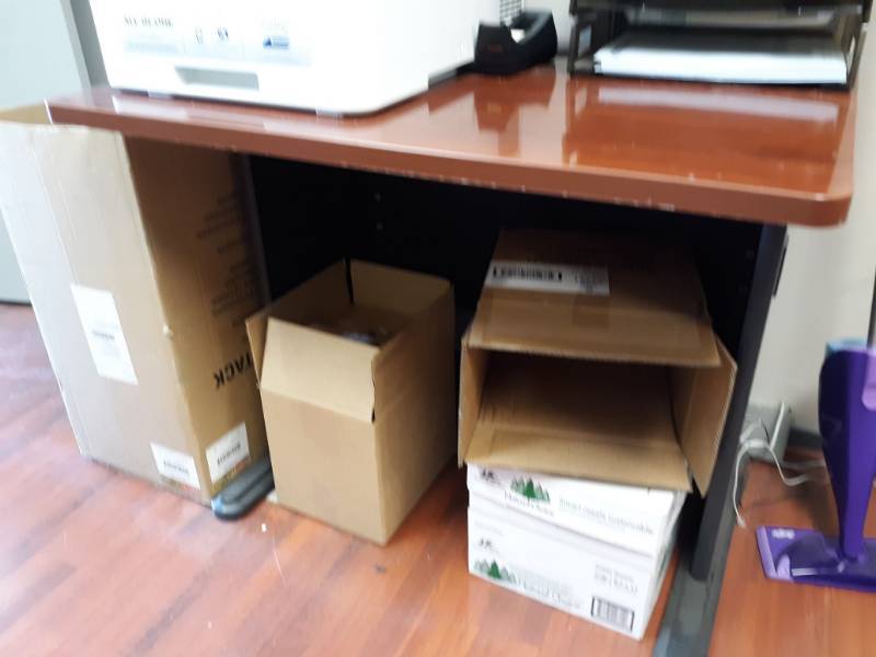 lot 2777 image: Contents of Office