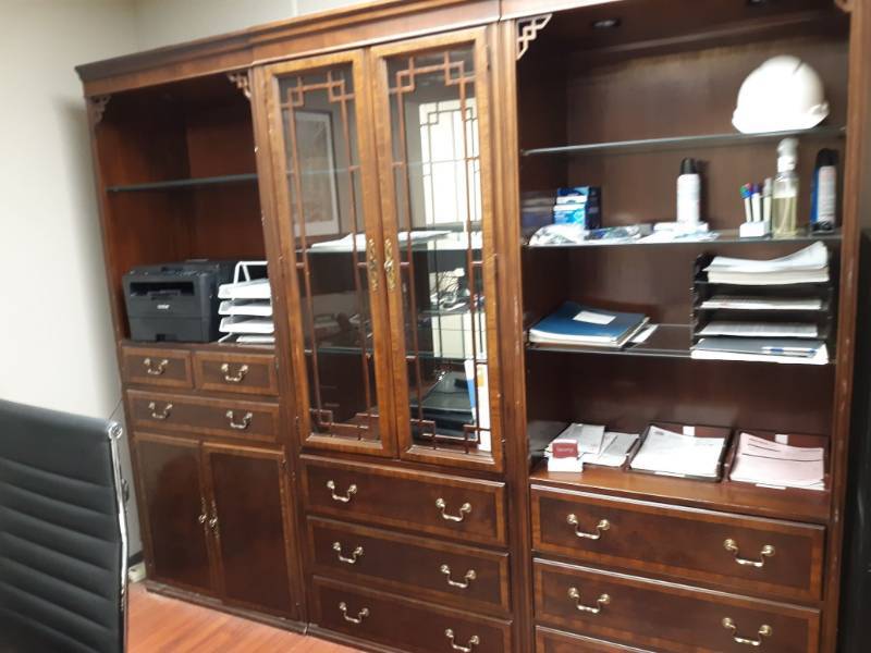 lot 2782 image: Furniture in Office, only items listed, Wall Desk Unit, Desk, File Cabinet, Round Table with 4 chairs, 2 White boards