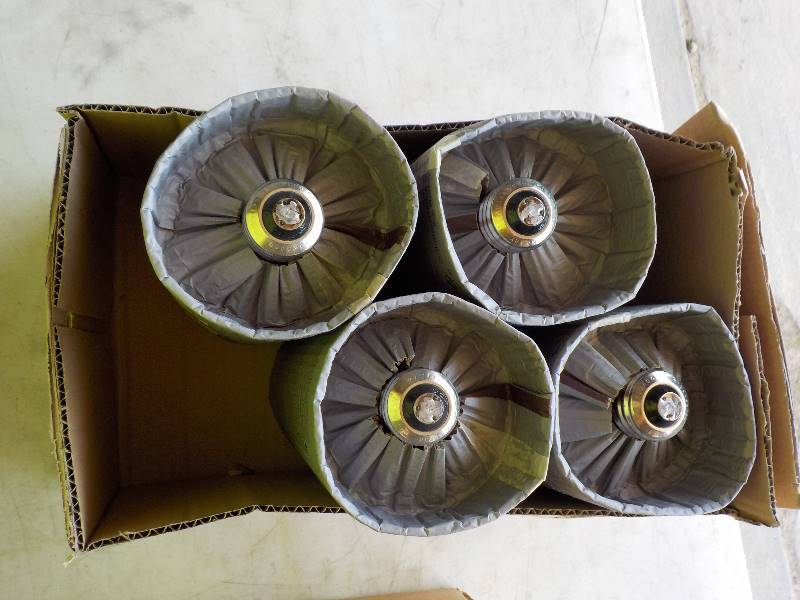 lot 5625 image: New Box of 4 GE multi vapor MVR400U bulb