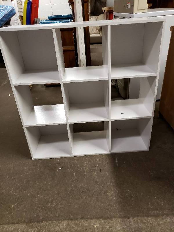 lot 14892 image: White 9 Cubicle Shelf