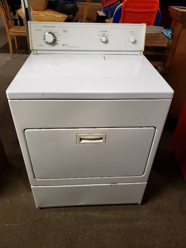 lot 14893 image: KitchenAid Gas Dryer