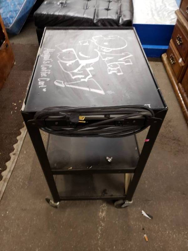 lot 14919 image: Rolling Metal Cart