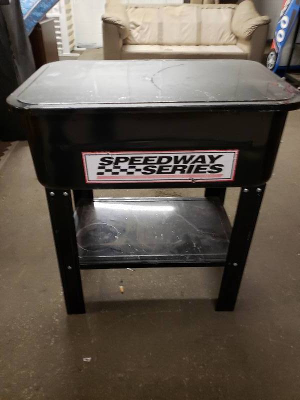lot 14922 image: Speedway Series Parts Washer