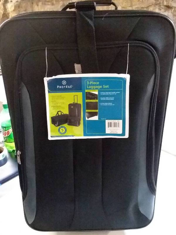 protege 3 piece luggage set