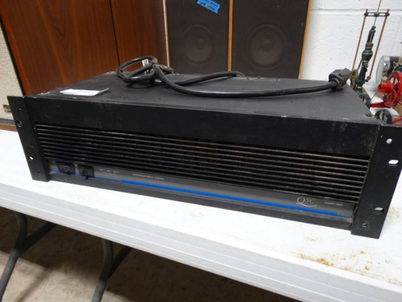 lot 101 image: Professional stereo amplifier model 1400.