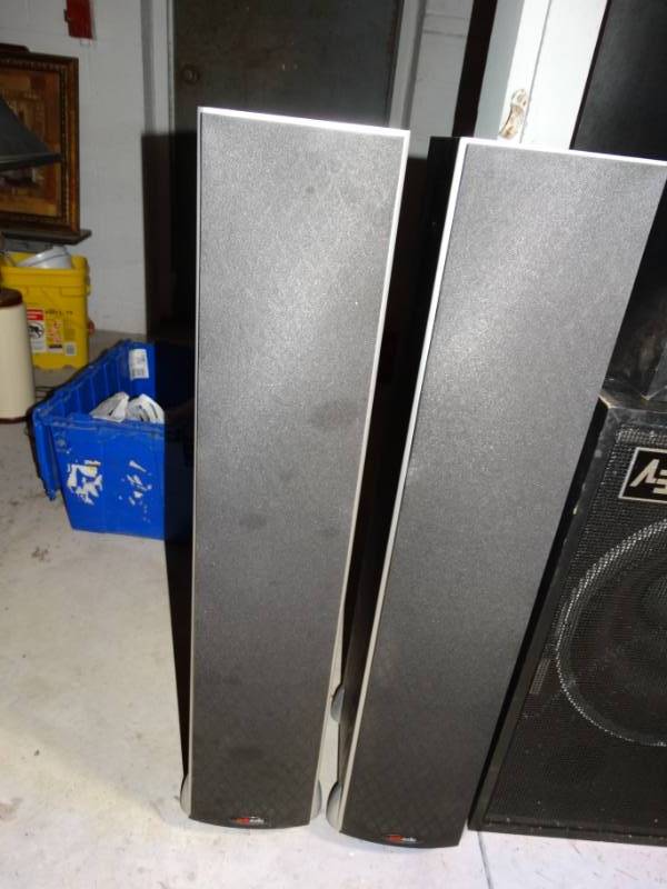 lot 111 image: 2 polkaudio tower speakers.