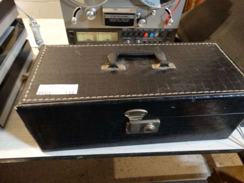 lot 116 image: Case with unknown contents.