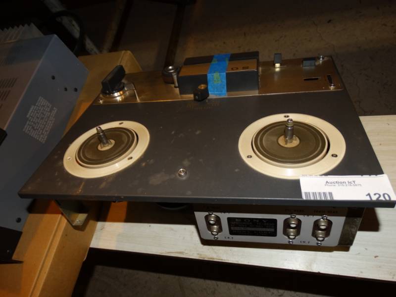lot 120 image: Sony tapecorder.