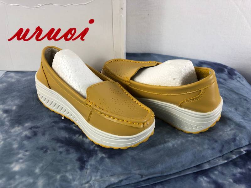 lot 1020 image: CALIN WEDGE SLIPING SHOES (YELLOW) (SIZE 5)