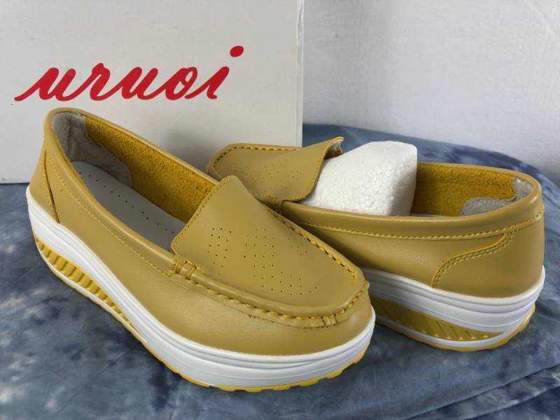 lot 1024 image: CALIN WEDGE SLIPING SHOES (YELLOW) (SIZE 6)