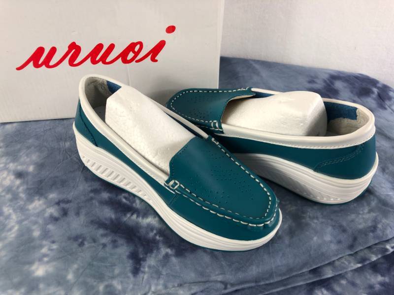 lot 1027 image: CALIN WEDGE SLIPING SHOES (BLUE) (SIZE 6)