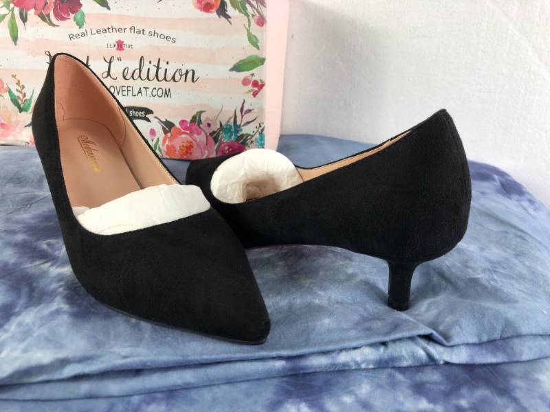 lot 1043 image: FLAT L EDITION SHOES (BLACK ) (SIZE 7)